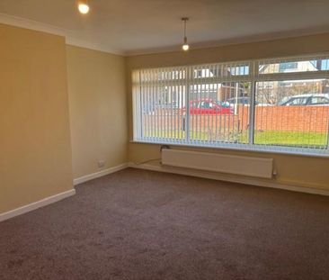 2 bedroom Bungalow To Let - Photo 2