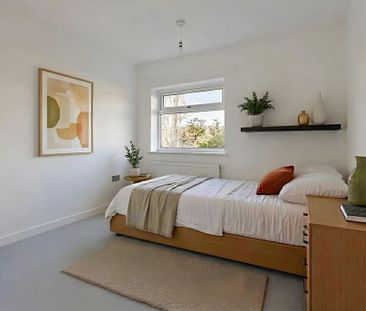 3 bedroom detached house to rent - Photo 2