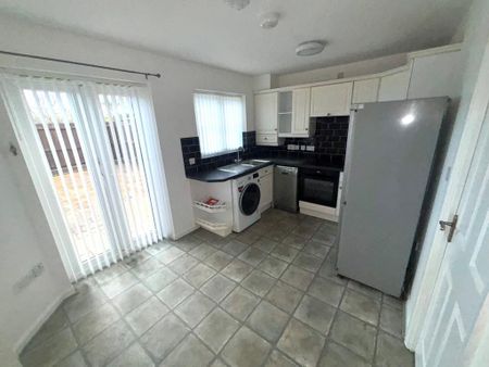 2 bedroom terraced house to rent - Photo 5