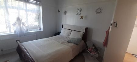 2 Bed Flat, Tanfield Avenue, NW2 - Photo 4