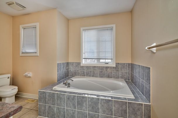 For Lease - 1030 Agram Drive, Oakville, Ontario - Photo 1