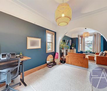 3 bedroom semi-detached house to rent - Photo 4