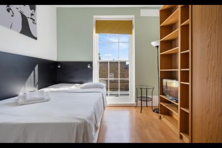 Studio Flat, North Gower Street, NW1 - Photo 2