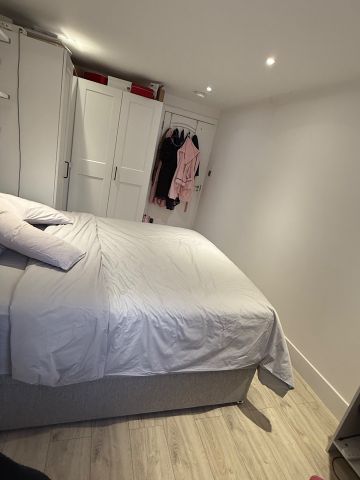 1 Bed Flat, Cheesemans Terrace, W14 - Photo 5