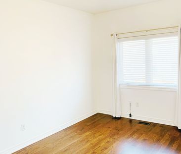 For Lease - 80 Gower Drive, Aurora, Ontario - Photo 3