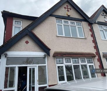 3 bedroom semi-detached house to rent - Photo 4