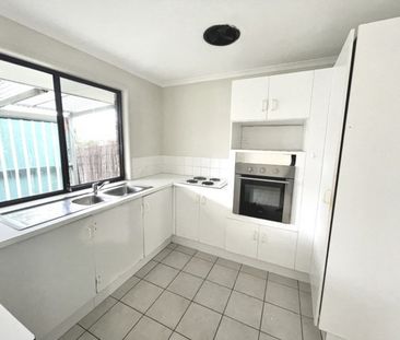 13/11 Kingaroy Avenue, Helensvale - Photo 1