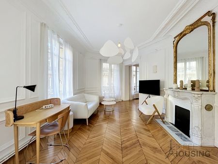 Tout savoir sur cet appartement dans le quartier Hoche-Friedland, à Paris 8ème - Photo 3