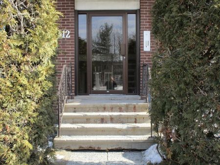 Cité des Jeunes (2 1/2) - Photo 3