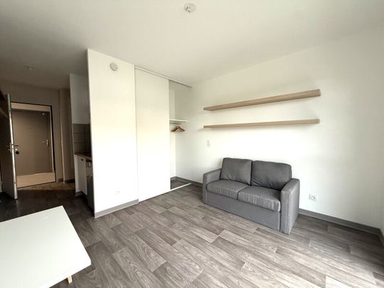 Location Appartement 1 pièce 18m² FRANQUEVILLE ST PIERRE 76520 - Photo 1