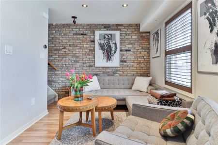 For Lease - 823 Dundas Road Unit# 5, Toronto, Ontario - Photo 3