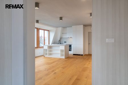 Pronájem bytu 5+kk 136 m² - Photo 5