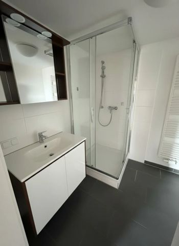 ++RUHIGE LAGE++ Schöne geförderte 3-Zimmer-Wohnung mit Balkon, in St. Radegund - Photo 3