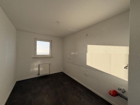 Helle 3-Zimmer-Wohnung mit besonderer Aussicht in Blumenthal - Photo 4
