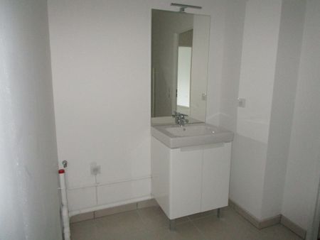 Location Appartement 1 pièce 35m² REIMS 51100 - Photo 4
