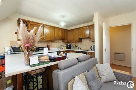 1 bedroom flat to rent - Photo 4