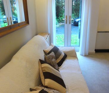 1 Bed Flat, Rusholme, M14 - Photo 2