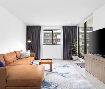 Modern Two Bedroom Unit in a Prime Location - Photo 6