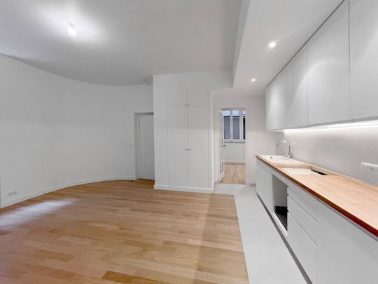 Rental Apartment Paris 15th - Photo 1