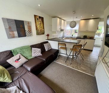 5 bedroom house to rent - Photo 1