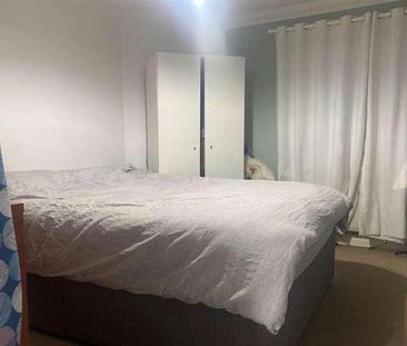 Ashley Cross, BH14 - Photo 2