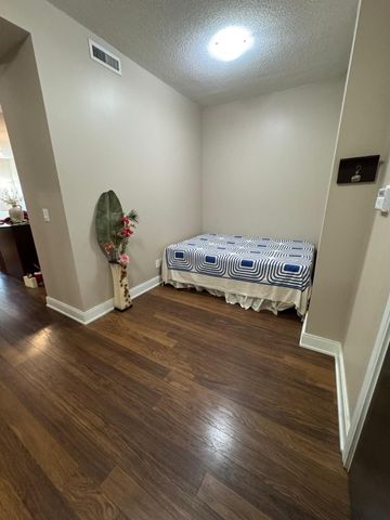 For Lease - 135 Village Green Square Unit# 616, Toronto, Ontario - Photo 2