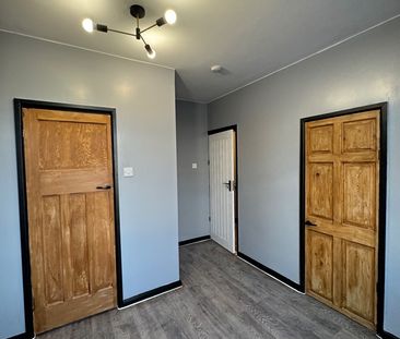 1 Bed Flat, Hothfield Road, CH44 - Photo 6