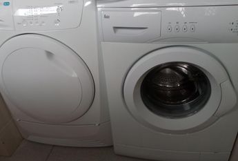 Quarto individual a rapaz Estudante junto a Universidade