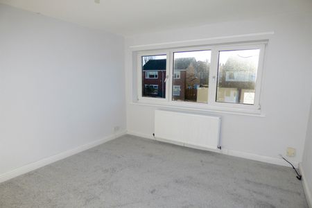 3 bed end of terrace house to rent in Fuschia Gardens, Hebburn, NE31 - Photo 5