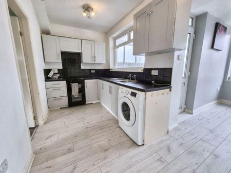 Chillingham Terrace, Low Simonside, Jarrow, Tyne and Wear, NE32 3UA - Photo 4