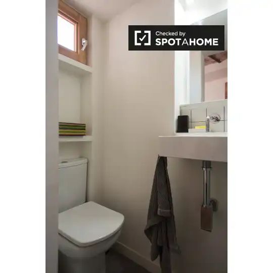 Piso de alquiler en La Nova Esquerra de l'Eixample - Photo 1