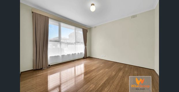 RECENTLY RENOVATED MULGRAVE HOME - Photo 1