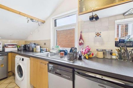 Doncaster Road, Newcastle Upon Tyne, NE2 - Photo 4