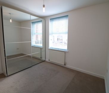 Main Street, Shirley - Photo 4