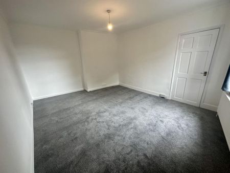 2 bedroom maisonette to rent - Photo 5