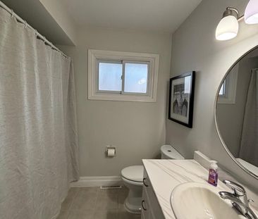 For Lease - 55 Connaught Avenue, Welland, Ontario - Photo 6