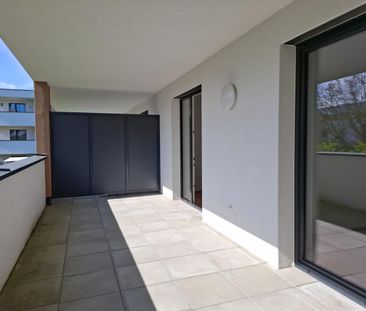 Helle 2-Zimmer-Wohnung mit großzügiger Loggia und Tiefgaragenparkplatz - Photo 4