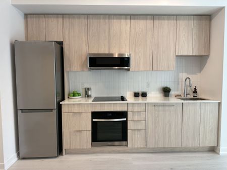 For Lease - 2501 Saw Whet Boulevard Unit# 226, Oakville, Ontario - Photo 4