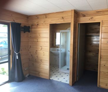 3 Bedroom home in Tinwald - Photo 3