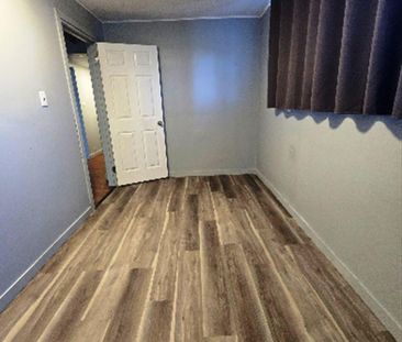 BSMT 10668 96 St Northwest - Photo 3