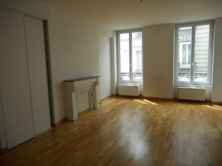 Location Appartement 2 pièces 46m² REIMS 51100 - Photo 2