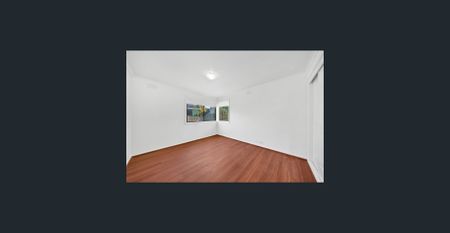 In the heart of Werribee.. - Photo 3