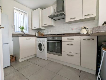 Ymyl Yr Afon, Pontypridd, Hawthorn - Photo 4