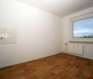 Großzügige 4-Zimmer-Wohnung mit Balkon in ruhiger, grüner Lage - Photo 2