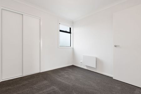 Brand new townhouse! - Photo 3
