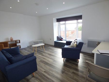 1 bedroom flat to rent - Photo 2