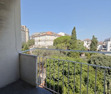 Appartement 5 pièces 183m2 MARSEILLE 8EME 2 300 euros - Photo 1