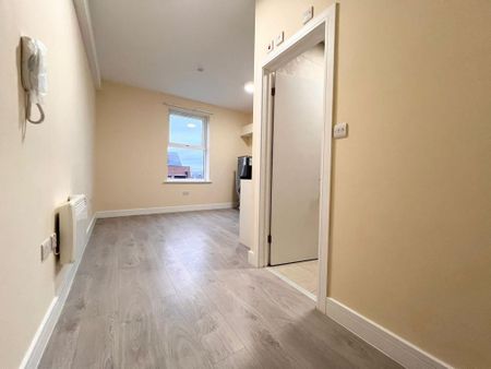 Studio to rent - Photo 5