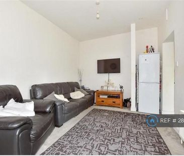 2 bedroom maisonette to rent - Photo 1