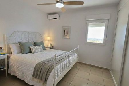 2 Bedroom Apartment For Rent in La Campana, Málaga - Photo 4